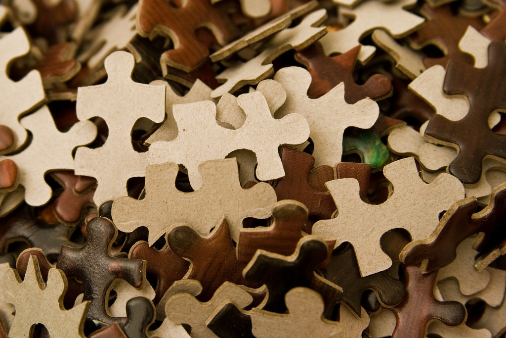 Összeillő puzzle darabok, lekérdezések egyesítése