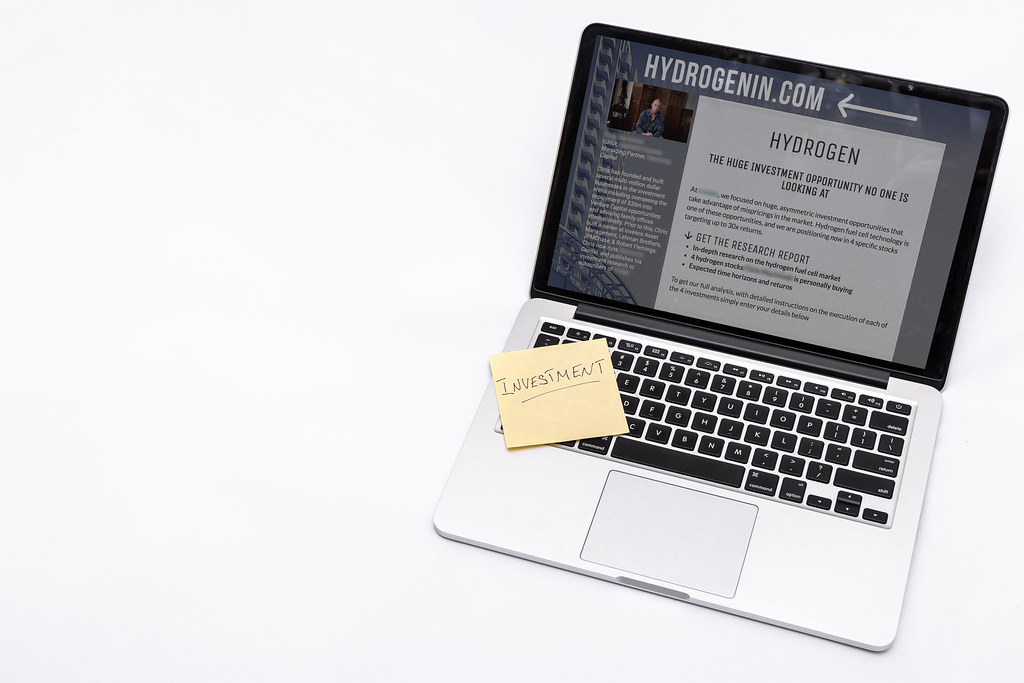 Power Query alapú adatrendszer felépítése – laptop és üzleti adatok